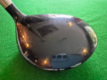 Load image into Gallery viewer, Pinseeker Magna Flite Ladies 3 Wood with New Grip
