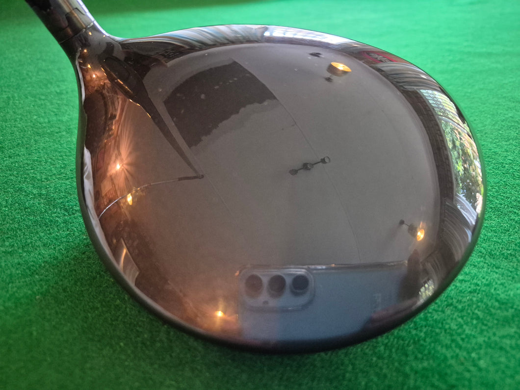 Titleist 917 D2 Driver 10.5° Adjustable Loft Stiff with Cover