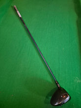 Load image into Gallery viewer, Titleist 917 D2 Driver 10.5° Adjustable Loft Stiff with Cover
