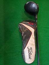 Load image into Gallery viewer, Titleist 917 D2 Driver 10.5° Adjustable Loft Stiff with Cover
