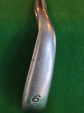 Load image into Gallery viewer, TaylorMade R7 6 Iron Stiff
