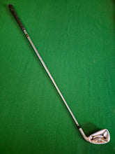 Load image into Gallery viewer, TaylorMade R7 6 Iron Stiff
