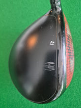 Load image into Gallery viewer, TaylorMade Stealth Driver 10.5° Regular with Cover
