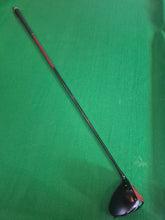 Load image into Gallery viewer, TaylorMade Stealth Driver 10.5° Regular with Cover
