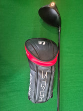 Load image into Gallery viewer, TaylorMade Stealth Driver 10.5° Regular with Cover
