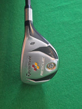 Load image into Gallery viewer, TaylorMade Rescue 2 Hybrid 17° Regular
