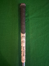 Load image into Gallery viewer, TaylorMade R9 8 Iron Regular
