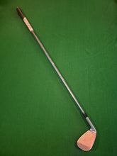 Load image into Gallery viewer, TaylorMade R9 8 Iron Regular
