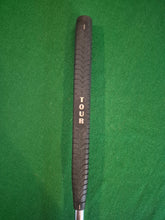 Load image into Gallery viewer, Slazenger Putter 35"
