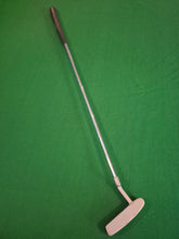 Load image into Gallery viewer, Slazenger Putter 35"
