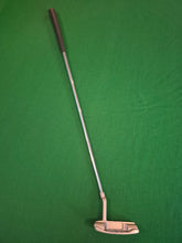 Load image into Gallery viewer, Slazenger Putter 35"
