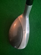 Load image into Gallery viewer, TaylorMade Miscela Ladies 6 Hybrid with Cover
