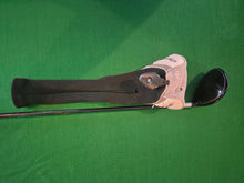 Load image into Gallery viewer, TaylorMade Burner Superfast Ladies 5 Wood 18° with Cover
