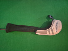 Load image into Gallery viewer, TaylorMade Burner Superfast Ladies 5 Wood 18° with Cover
