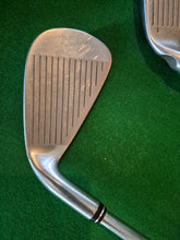 Load image into Gallery viewer, Ping i3 Blade Irons 3 - SW (no 7 Iron) Regular Blue Dot
