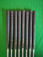 Load image into Gallery viewer, Ping i3 Blade Irons 3 - SW (no 7 Iron) Regular Blue Dot
