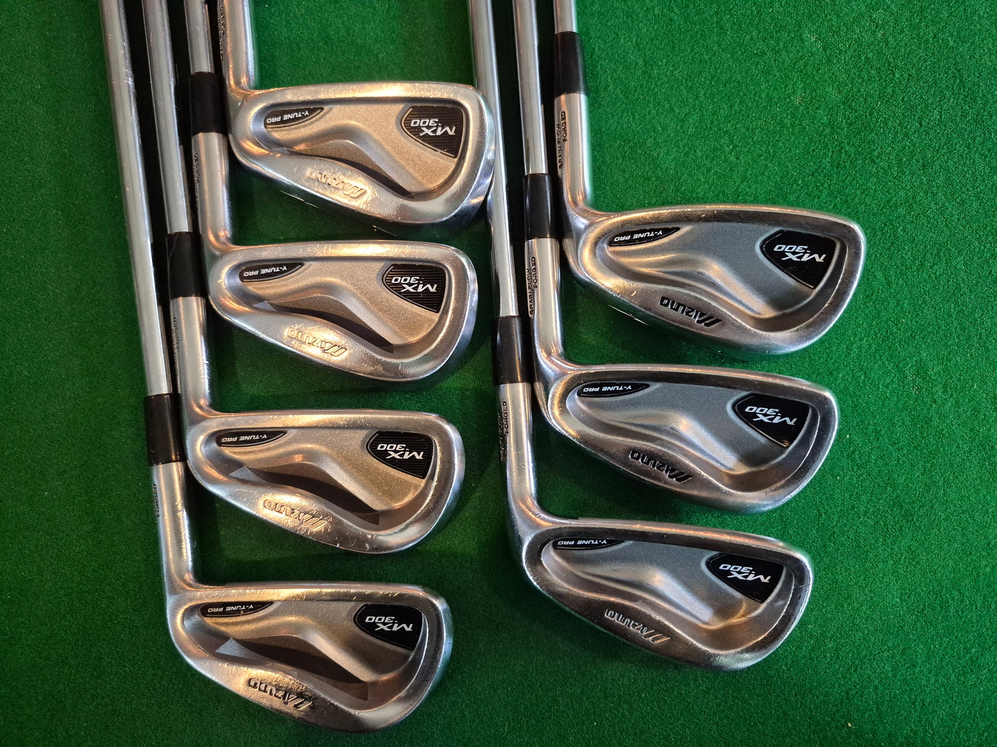 Mizuno MX-300 Irons 4 - PW Regular – Golfers Market display picture 1