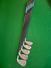Load image into Gallery viewer, TaylorMade R7 CGB Max Irons 5 - 9 LH Regular
