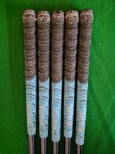 Load image into Gallery viewer, TaylorMade R7 CGB Max Irons 5 - 9 LH Regular
