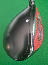 Load image into Gallery viewer, TaylorMade Stealth HD Driver 10.5° Regular with Cover and New Grip
