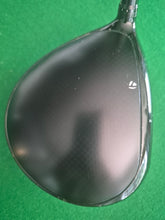 Load image into Gallery viewer, TaylorMade Stealth HD Driver 10.5° Regular with Cover and New Grip
