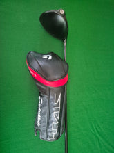 Load image into Gallery viewer, TaylorMade Stealth HD Driver 10.5° Regular with Cover and New Grip
