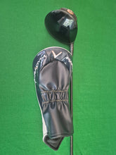 Load image into Gallery viewer, Callaway Paradym Driver 9° Adjustable Loft Stiff-Regular with Cover and New Shaft &amp; Grip
