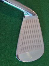 Load image into Gallery viewer, Mizuno MP-59 3 Iron Stiff
