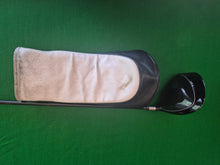 Load image into Gallery viewer, TaylorMade Burner Superfast Ladies Driver 10.5° with Cover
