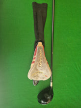 Load image into Gallery viewer, TaylorMade Burner 5 Wood LH 18° Regular with Cover
