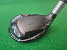 Load image into Gallery viewer, TaylorMade Burner 4 Rescue Hybrid LH 22° Regular with Cover
