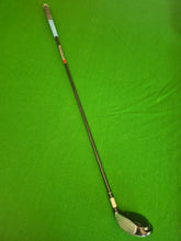 Load image into Gallery viewer, TaylorMade Burner 4 Rescue Hybrid LH 22° Regular with Cover
