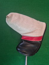 Load image into Gallery viewer, TaylorMade White Smoke DA-62 Putter 35" with Cover and New Grip
