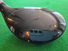 Load image into Gallery viewer, TaylorMade Rescue 3 Hybrid 19° Regular
