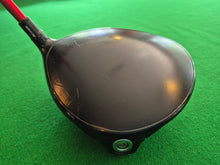 Load image into Gallery viewer, TaylorMade Stealth HD Driver 9° Stiff with Cover and New Grip
