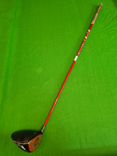 Load image into Gallery viewer, TaylorMade Stealth HD Driver 9° Stiff with Cover and New Grip
