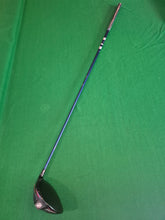 Load image into Gallery viewer, TaylorMade Stealth Driver 9° Stiff with Cover and New Grip
