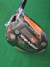 Load image into Gallery viewer, Callaway Mavrik Sub Zero Driver 9° Adjustable loft Stiff with Cover and New Grip
