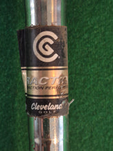 Load image into Gallery viewer, Cleveland Tour Action Lob Wedge 60°
