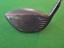 Load image into Gallery viewer, Cleveland Launcher HB Turbo Driver 9° Stiff
