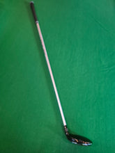 Load image into Gallery viewer, Cobra AIR X Offset 4 Hybrid Ladies 23° with Cover
