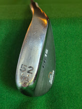 Load image into Gallery viewer, Cleveland CG15 Gap Wedge 52°

