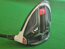 Load image into Gallery viewer, TaylorMade M1 Driver 9.5° Adjustable loft Regular with Cover
