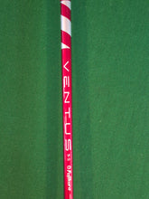 Load image into Gallery viewer, Callaway Epic Speed Driver 10.5° Adjustable loft Stiff with Cover and New Grip
