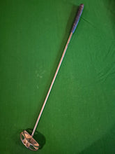 Load image into Gallery viewer, TaylorMade Rossa Monza Corza Putter 35" with Cover
