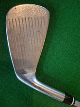 Load image into Gallery viewer, Wilson Staff Pi7 Irons 3 - PW Regular
