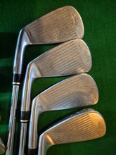 Load image into Gallery viewer, Wilson Staff Pi7 Irons 3 - PW Regular
