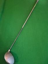 Load image into Gallery viewer, Cobra Amp Offset Driver 10.5° Regular with Cover

