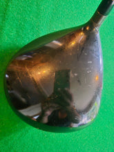 Load image into Gallery viewer, Cleveland Black 265 Driver 10.5° Regular with Cover
