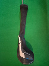 Load image into Gallery viewer, Cleveland Black 265 Driver 10.5° Regular with Cover
